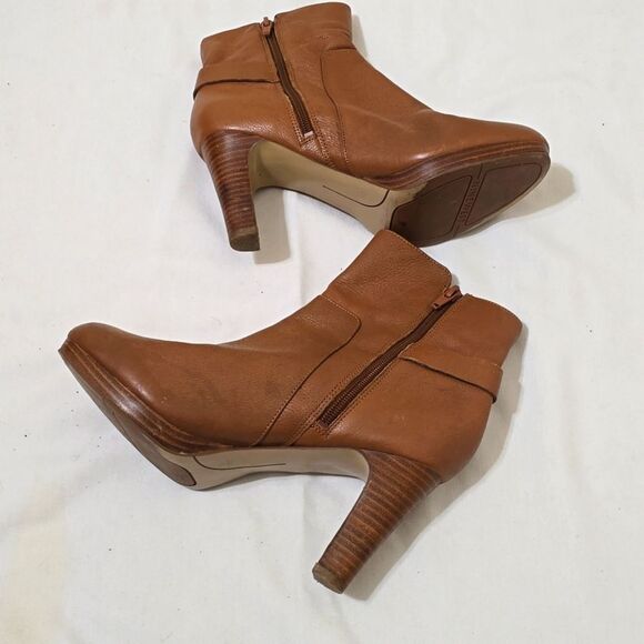 Nine West Women’s “Nopansy” Brown Leather Boots Side Zip Buckle size 8 - Picture 3 of 11